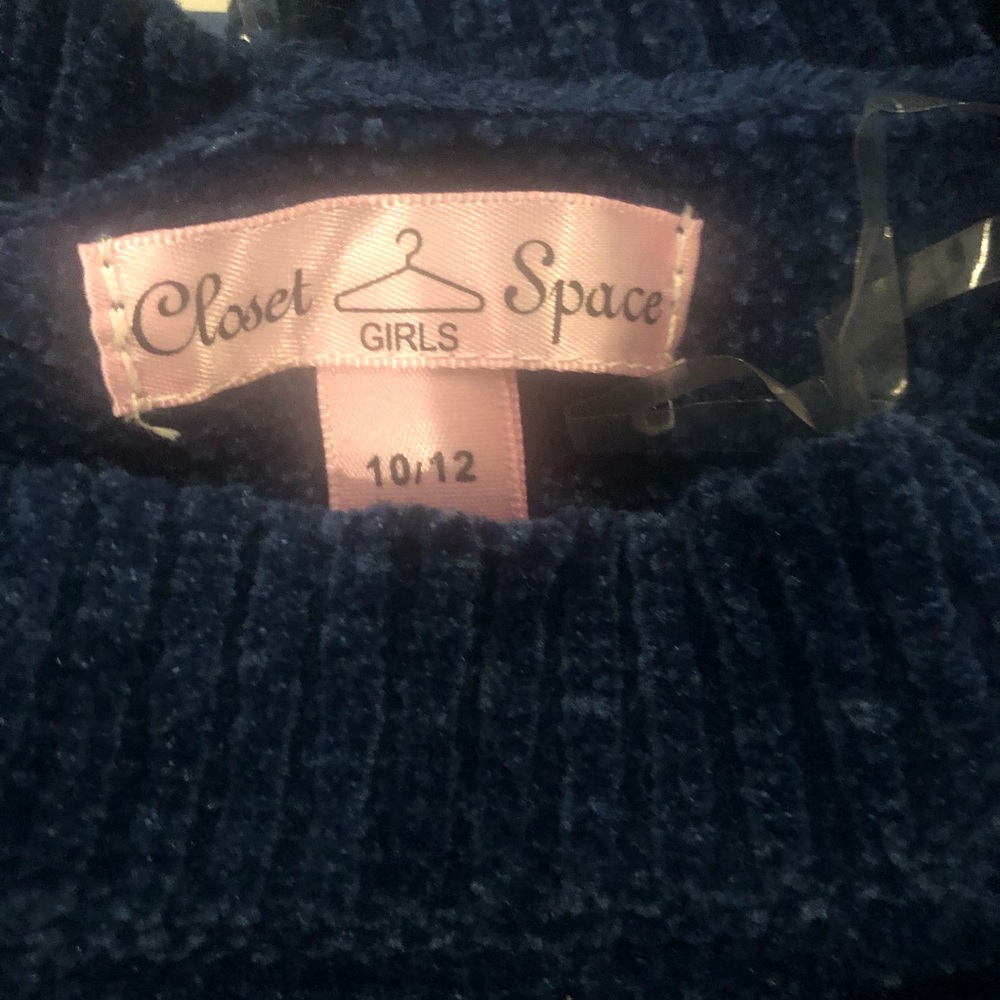 Girl sweater